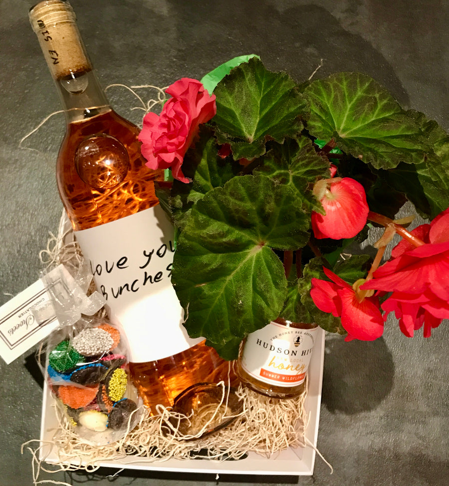 Mother's Day Gift Basket (Pre-Order)